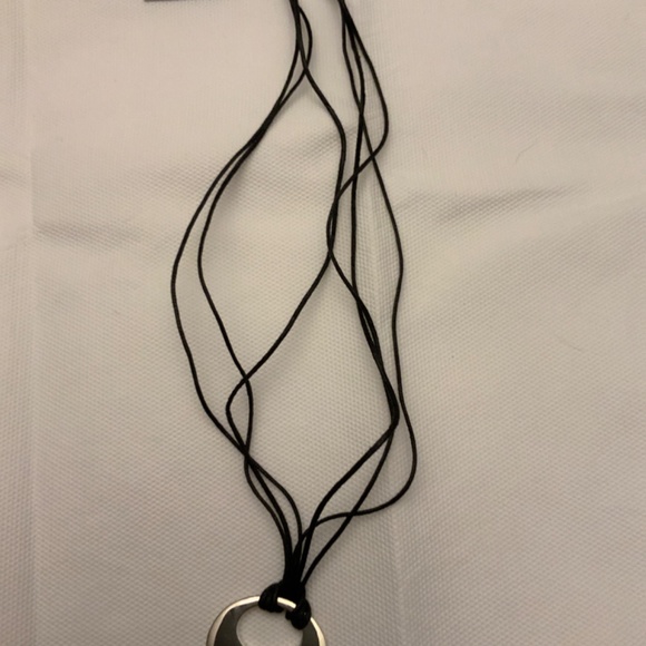 S11/NWT 22” Cookie Lee Necklace & Earring Set 11-  Black Necklace/Silver pendant - Picture 2 of 3